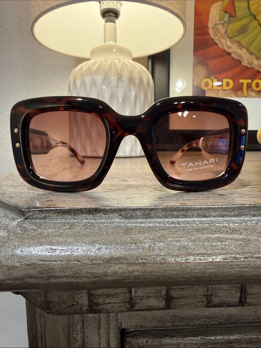 Tahari Tortoiseshell Oversized Square Sunglasses with Brown Lenses *NWT